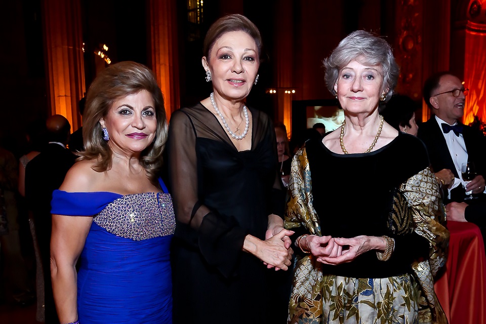 Annie Totah, Her Majesty Farah Pahlavi, and Helen Jessup (Tony Powell)