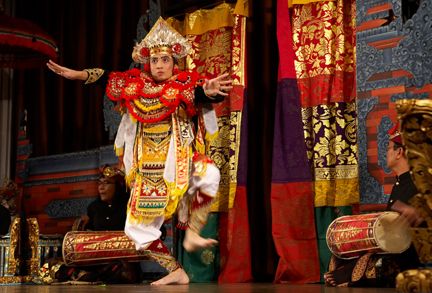 I Ketut Ariadi Kusuma enters