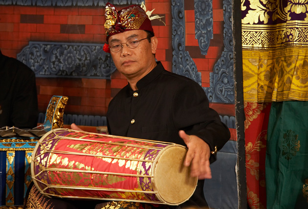 I Made Lasmawan performs on the kendang (drum)